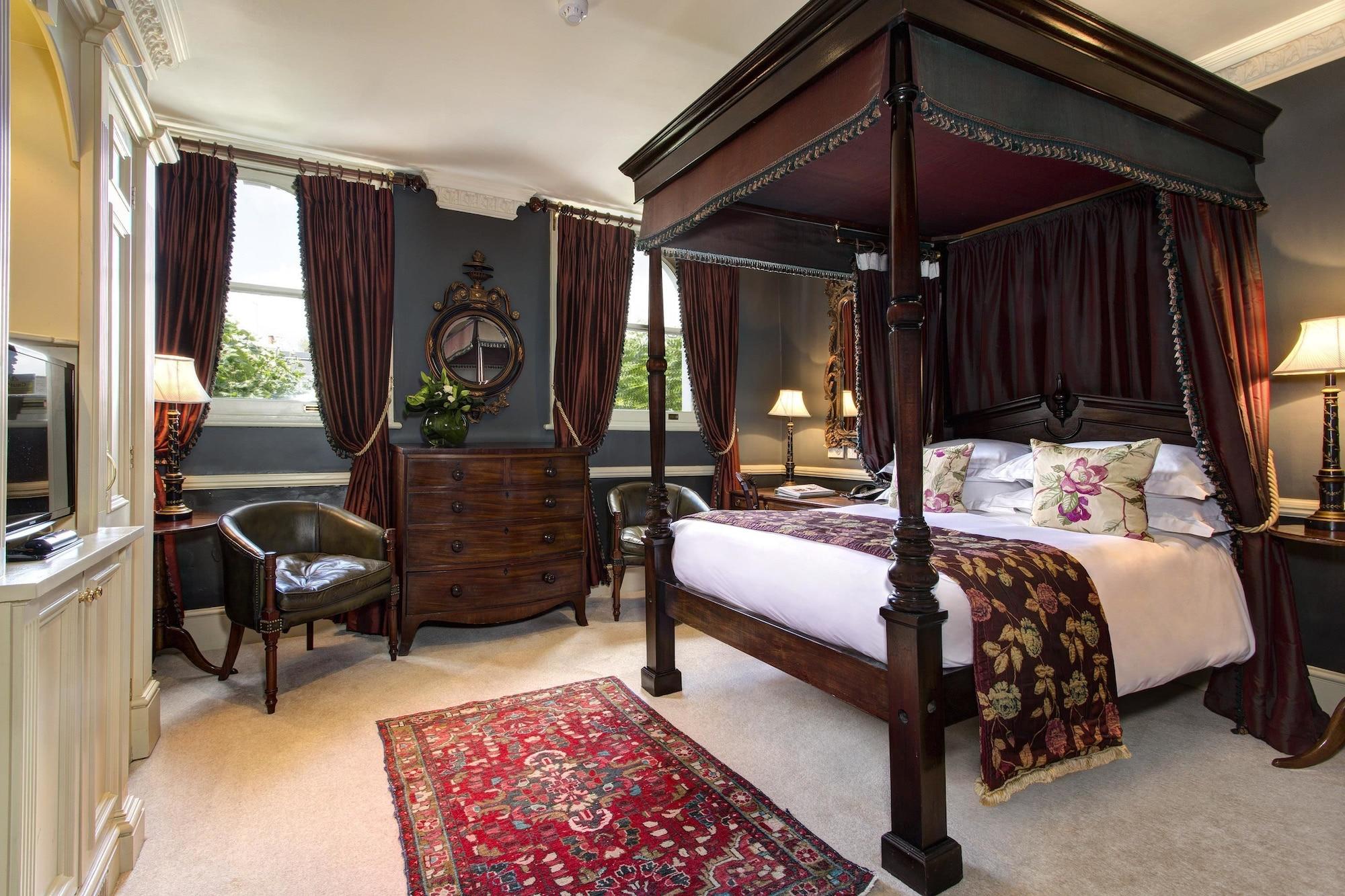 Hotel The Gore - Starhotels Collezione Londra